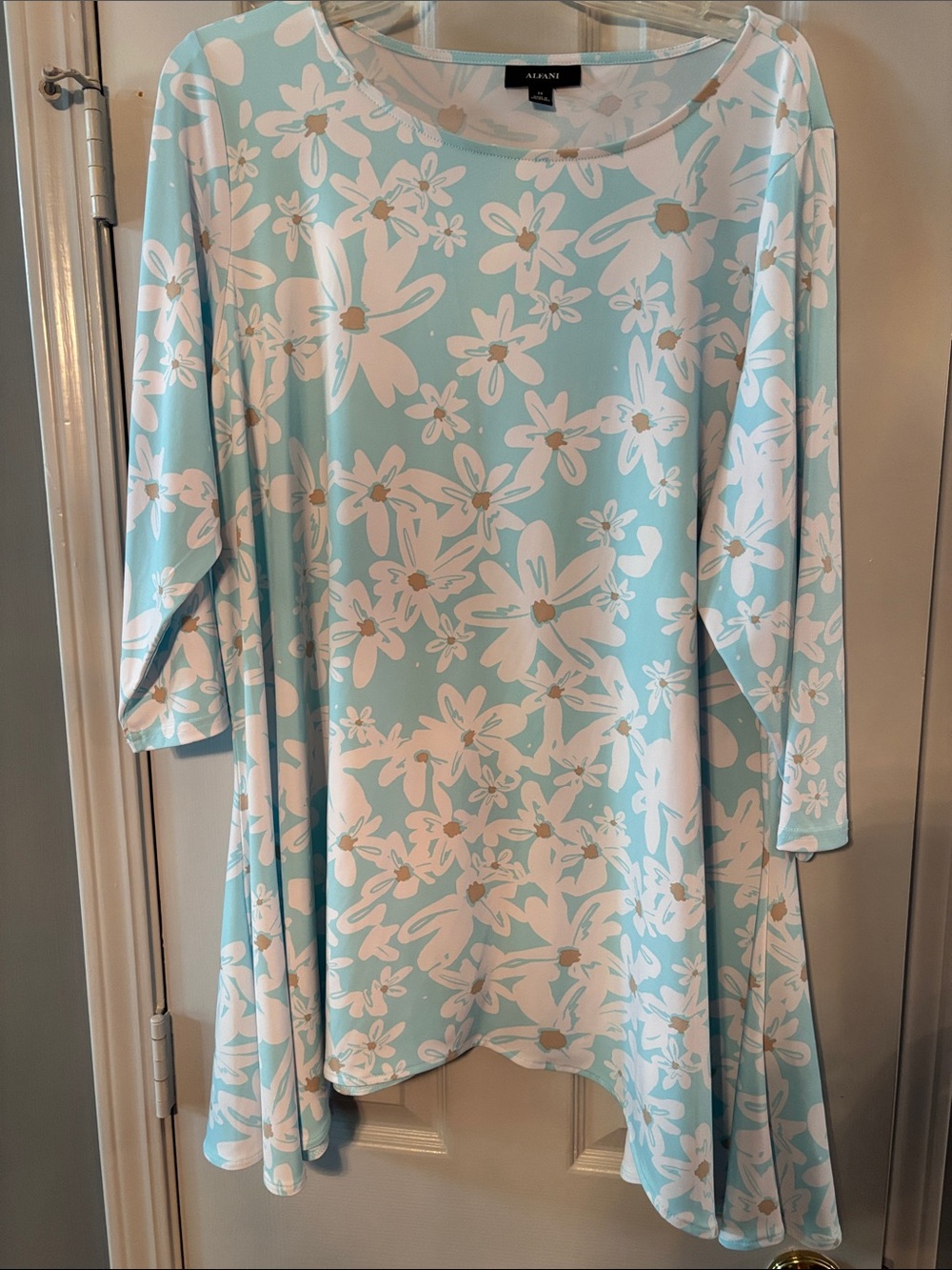Alfani Light Blue with Daisy Pattern 3/4 Sleeve Top